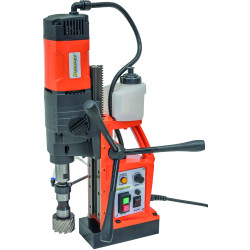 Магнитно-пробивна машина BERNARDO TPC 2200