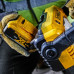 Акумулаторна лампа DeWALT DCL077-XJ